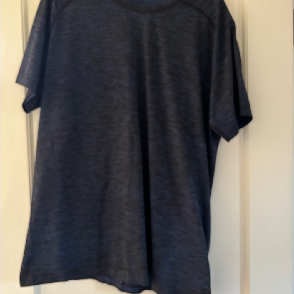lululemon athletica Navy Heathered Tee - Picture 2 of 6